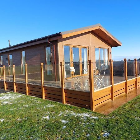 Luxury Family Beechwood Lodge With Hot Tub Lochwinnoch エクステリア 写真
